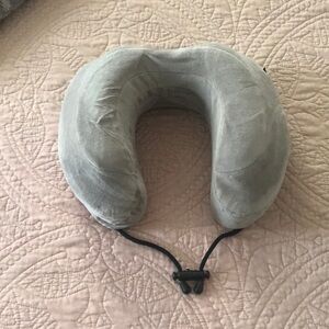Cabeau Evolution Neck Pillow